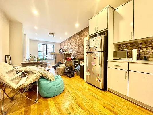 Rented by Doorway NYC, LLC | media 13