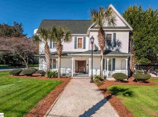 614 W Main St, Laurens, SC 29360