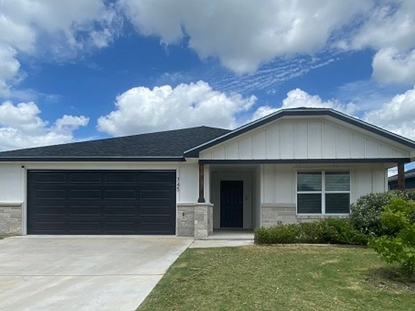 745 Freedom Cir