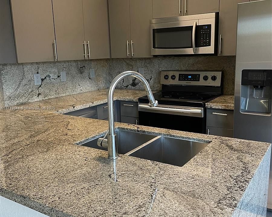 1st image of 10833 NW 83rd St #62