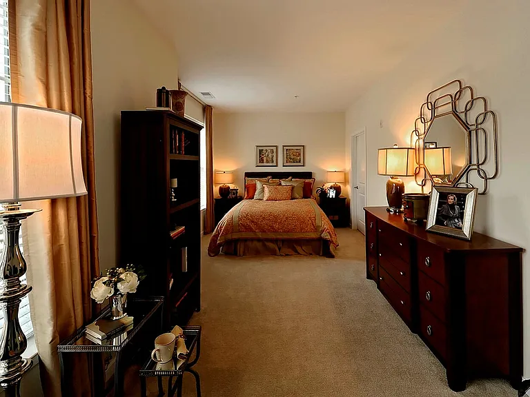 Large Bedroom With Space For a Queen Bedroom Set, Dressers, Desk & More
