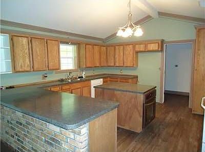 2nd image of 419 Frank Cole Rd