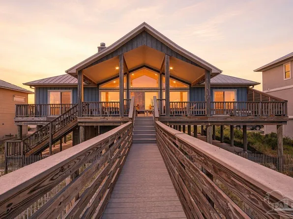 7637 Gulf Blvd, Navarre, FL 32566