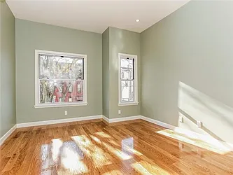 Sold by Avenue Sotheby's International Realty