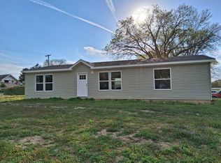 234 E 13th St, Concordia, KS 66901