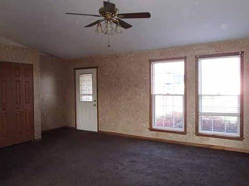 2nd image of 791 W Parkwood St
