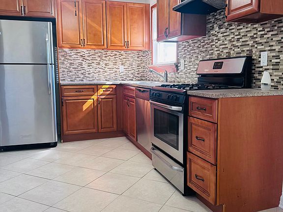 3rd image of 0 Vincent Ave #2