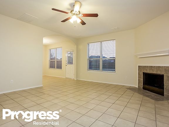 3rd image of 2772 Lynx Ln