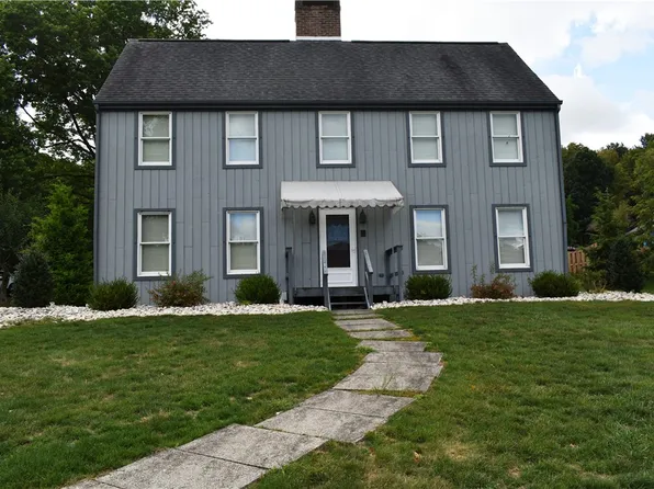 306 Bridlewood Dr, Greensburg, PA 15601