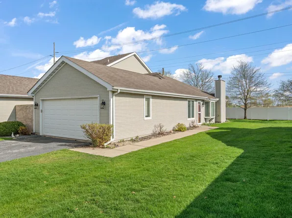 711 E 92nd Pl, Merrillville, IN 46410