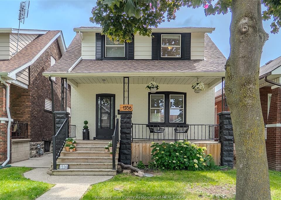 1st image of 1556 Hall Ave