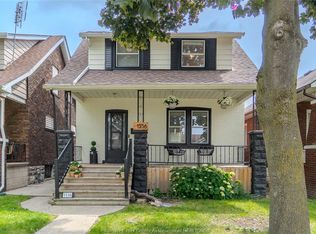 1556 Hall Ave, Windsor, ON N8X 4R7