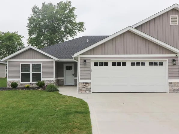 1932 Rosewood Dr, Mansfield, OH 44906