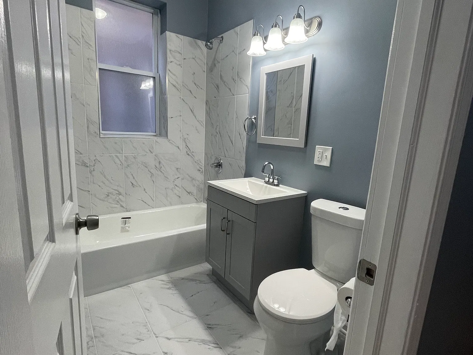 3 bed, $1,700 — Photo 4