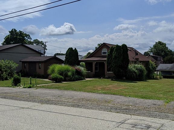 2nd image of 2666 Chestnut St