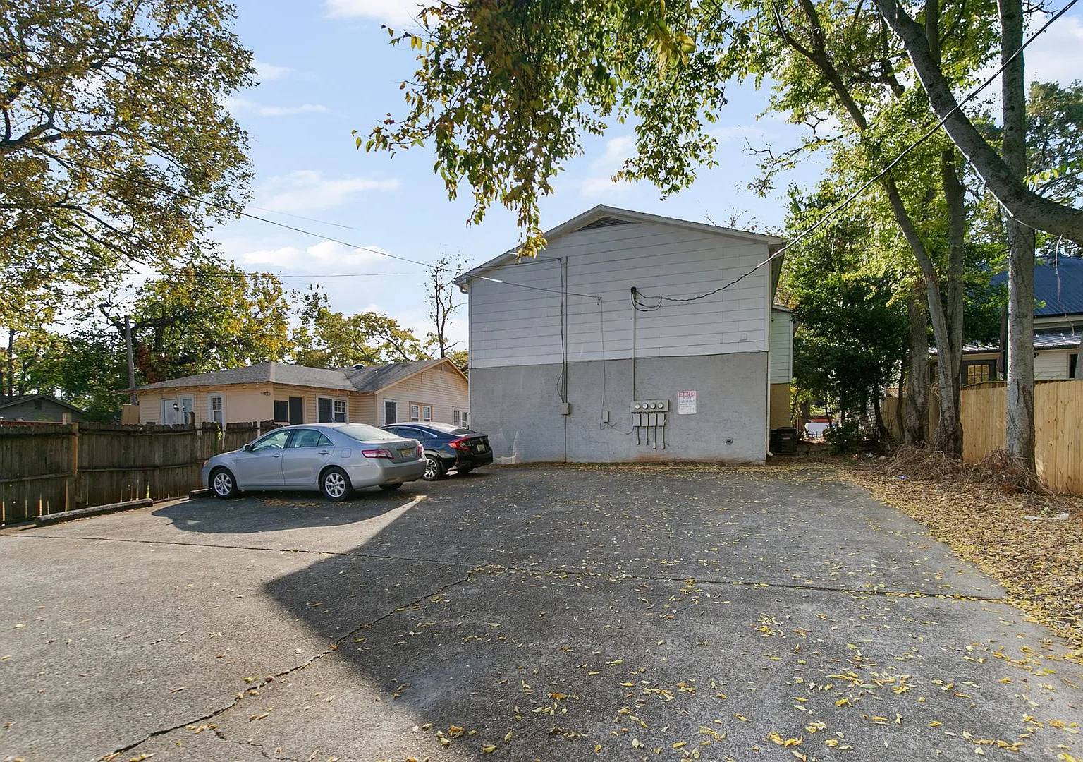Hickory Hill — Photo 4
