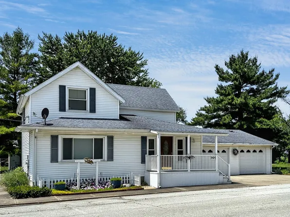 801 Saint Charles St, Beaverville, IL 60912