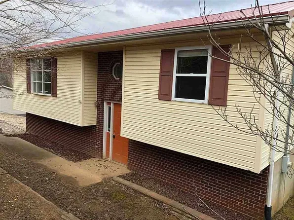 1 Nicholas Dr, Huntington, WV 25705