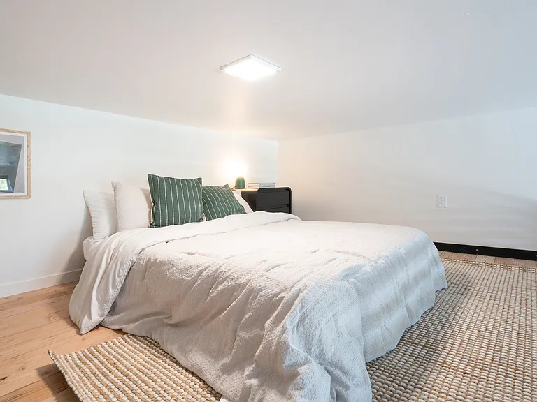 North End Lofts - Market — Photo 21