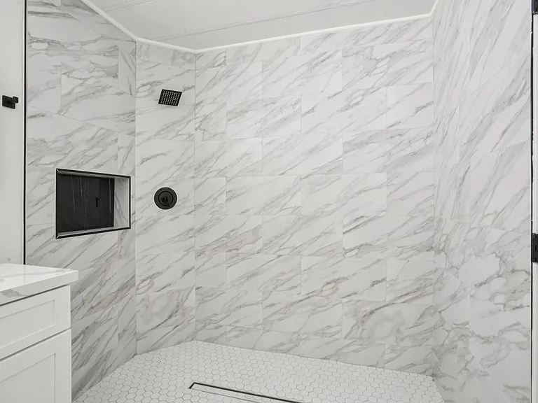 33423 Barcelona Dr — Photo 16