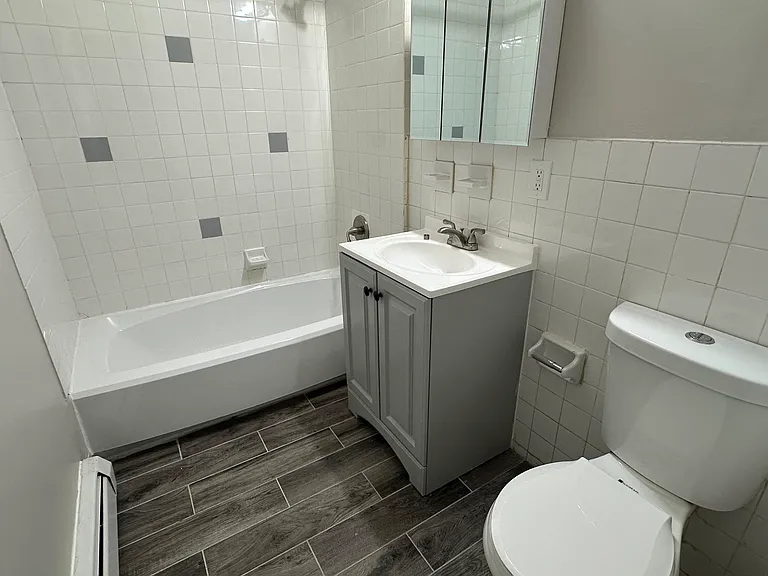 67 Brinkerhoff St #D4 — Photo 6