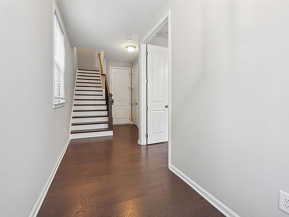4th image of 10117 Windalier Way