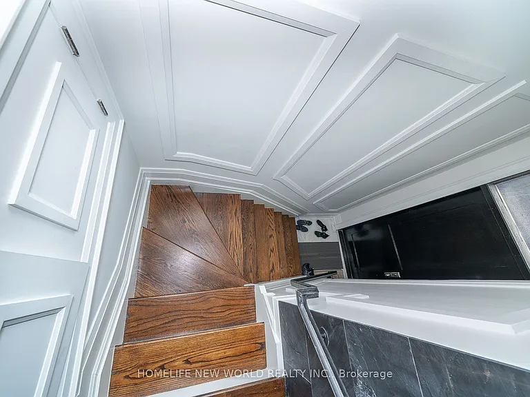 310 Merton St — Photo 5