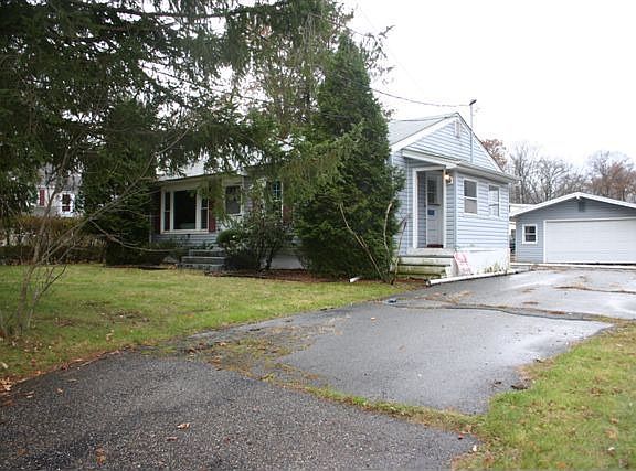 Converted ranch home into office in B-1 commercial zone priced well.