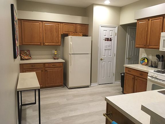 2nd image of 2532 Wanstead Ct