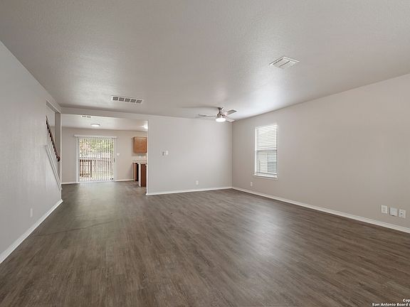 3rd image of 5214 Duke Field