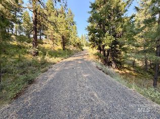 13 Sarah Way, Cascade, ID 83611