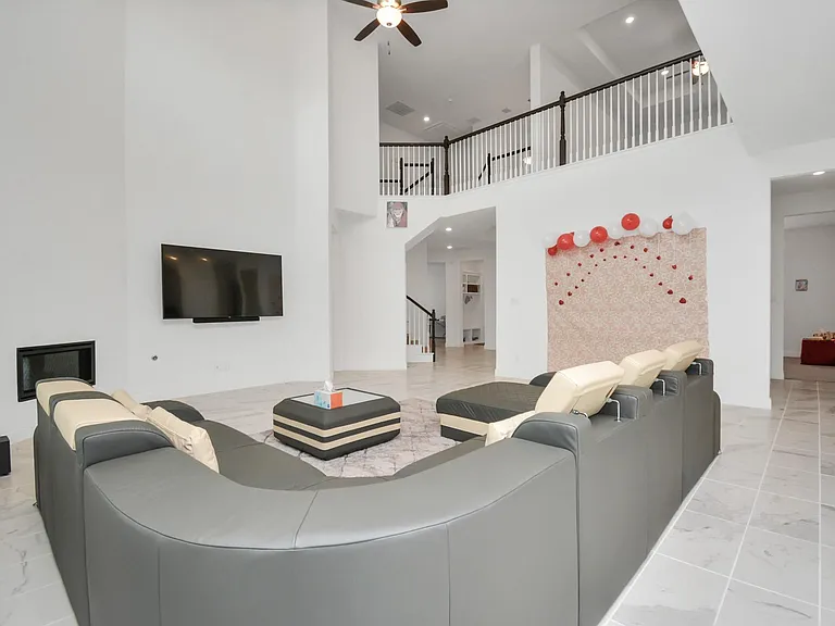 21302 Rose Loch Ln — Photo 12