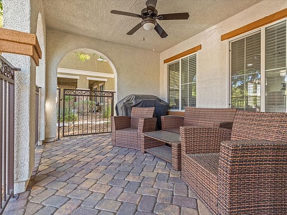 4th image of 3041 Camino Sereno Ave