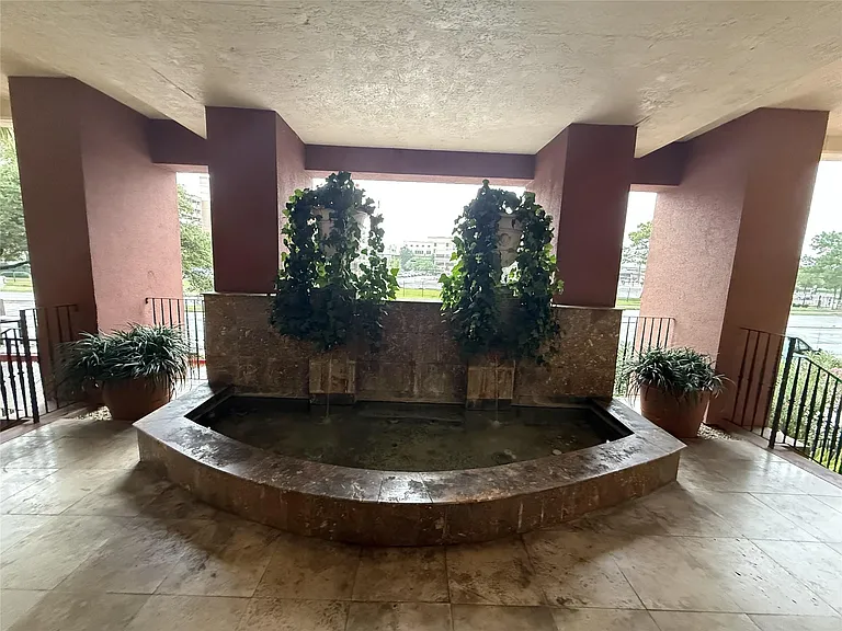 1711 Old Spanish Trl #209 — Photo 2