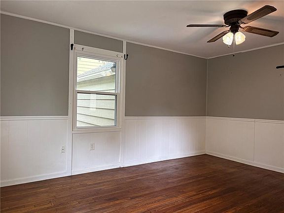 4th image of 1004 NE 43rd St