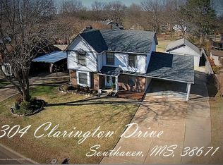 304 Clarington Dr, Southaven, MS 38671