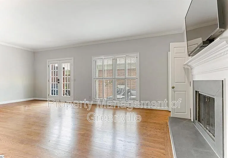 110 Kilkenney Ct — Photo 11