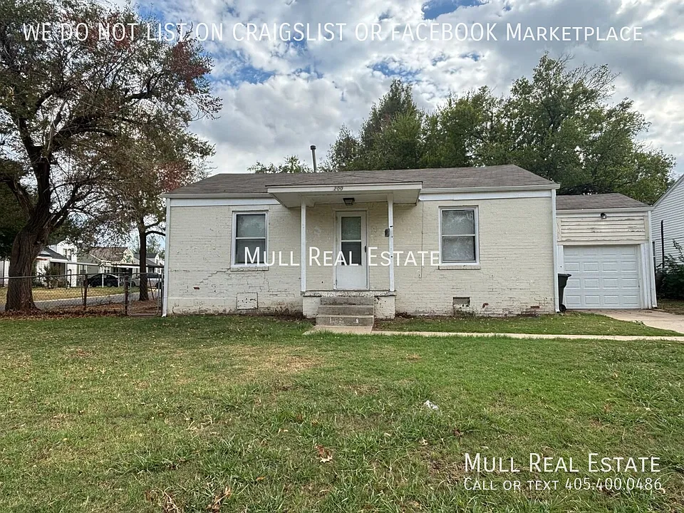 200 W Fairchild Dr