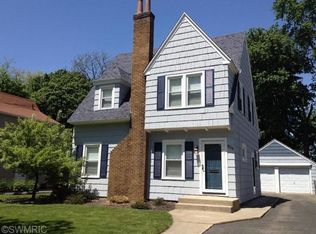 939 Homecrest Ave, Kalamazoo, MI 49001