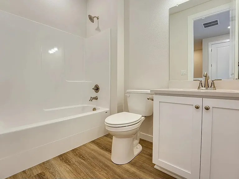 8266 SE Blanton — Photo 20