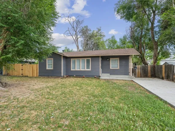 1220 Upham Street, Lakewood, CO 80214