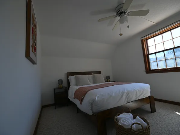17 Bixby Rd, Ludlow, VT 05149