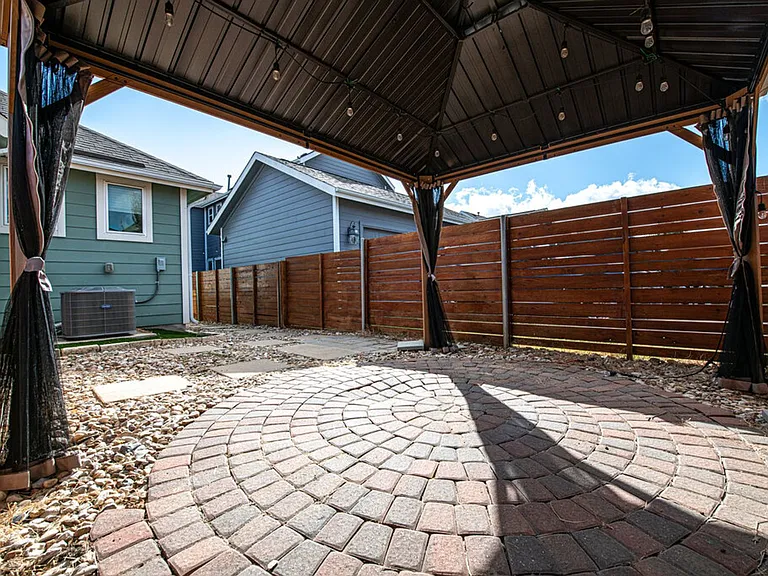8816 Blaze Dr — Photo 25