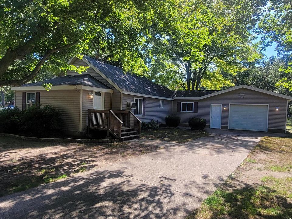1st image of 1367 E Summit Ave