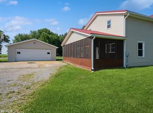 33262 Darden Rd, New Carlisle, IN 46552