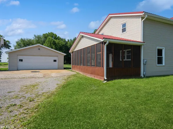 33262 Darden Rd, New Carlisle, IN 46552