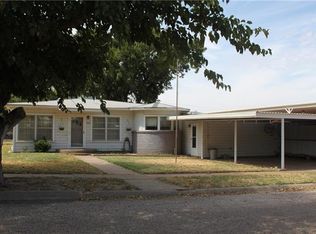 109 Neves St, Roby, TX 79543