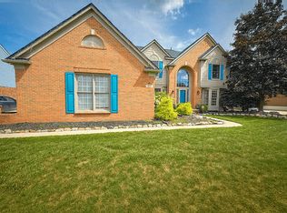 420 Innsbrook Dr, Canton, MI 48188