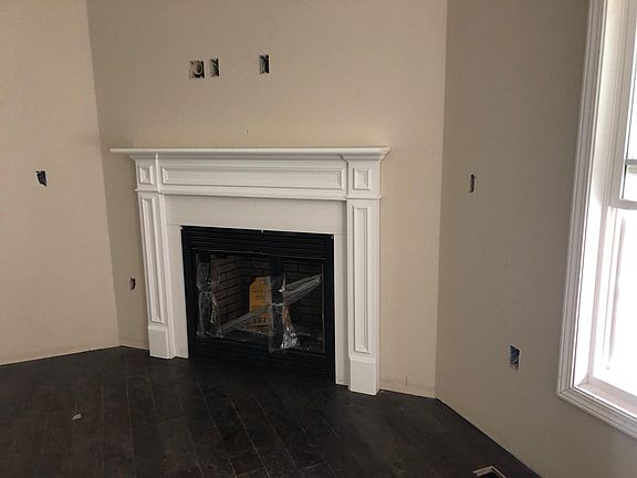 3rd image of 5282 Cheyenne Dr
