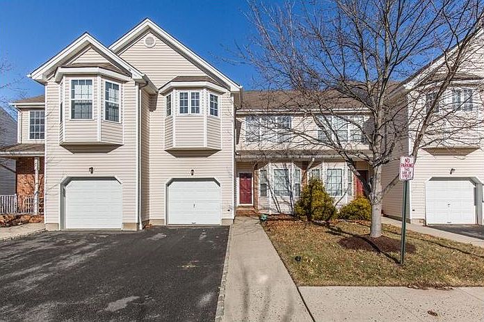 1st image of 21 E Burgess Dr